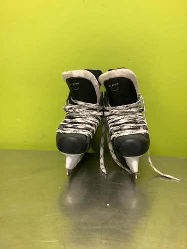 Used Ccm 42k Junior 03.5 Ice Hockey Skates