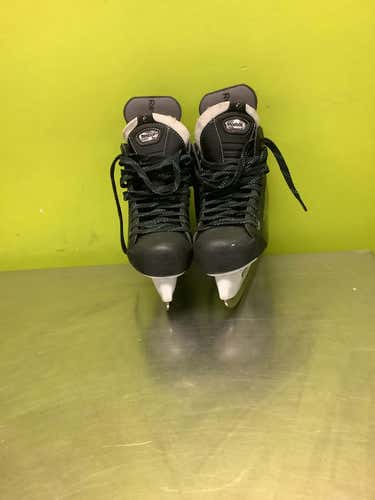 Used Reebok Sc10 Junior 04.5 Ice Hockey Skates