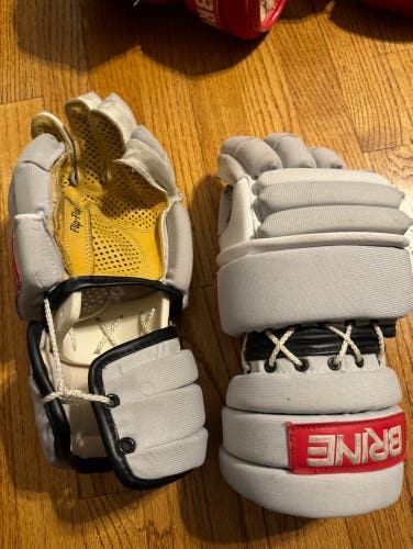 New Brine L-35 Lacrosse Gloves