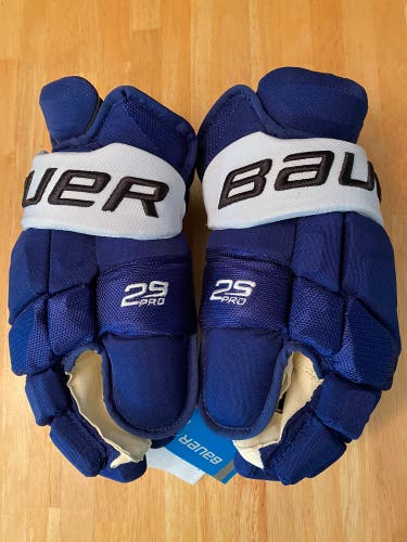 NHL Pro Stock Bauer Supreme 2S Pro Hockey Gloves 14" Tampa Bay Lightning Palat
