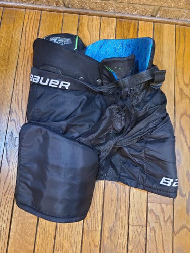 Used Intermediate Large Bauer Bauer x Hockey Pants