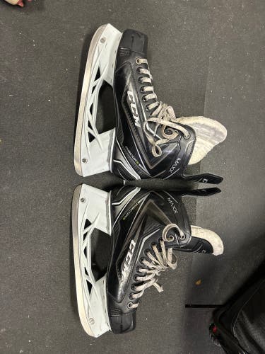 CCM hockey skates size 9 D men’s