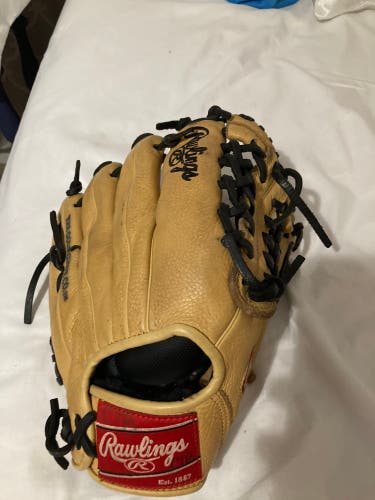 Used Right Hand Throw 11.5" Select Pro Lite Baseball Glove