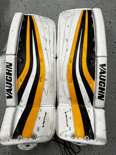 Vaughn Ventus 28” SLR Jr Goalie Leg Pads
