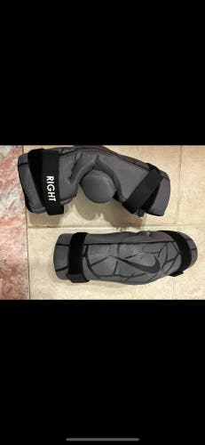 Lacrosse elbow pads youth large