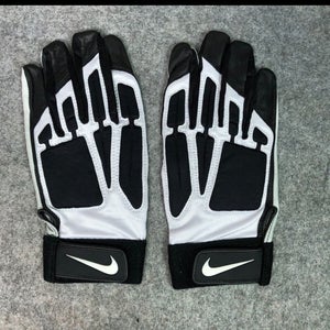 6 2XL and 2 3XL gloves bundle