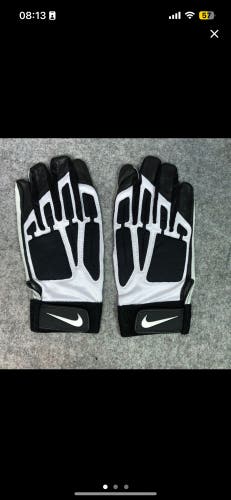 6 2XL and 2 3XL gloves bundle