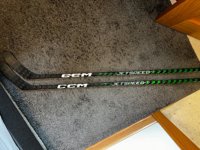 2 Pack of New Senior CCM Right Handed P28M Pro Stock Super Tacks AS-V Pro Hockey Stick