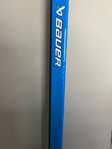 New Senior Bauer Nexus Sync Right Handed Hockey Stick P28