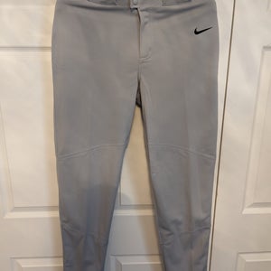 New Medium Nike Baseball Pants