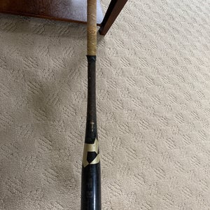 Used 2022 DeMarini BBCOR Certified Alloy 31 oz 34" Voodoo Bat