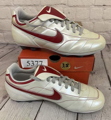 Nike JR Nike Tiempo Natural VT Soccer Cleats Colors White Varsity Red US 3.5Y