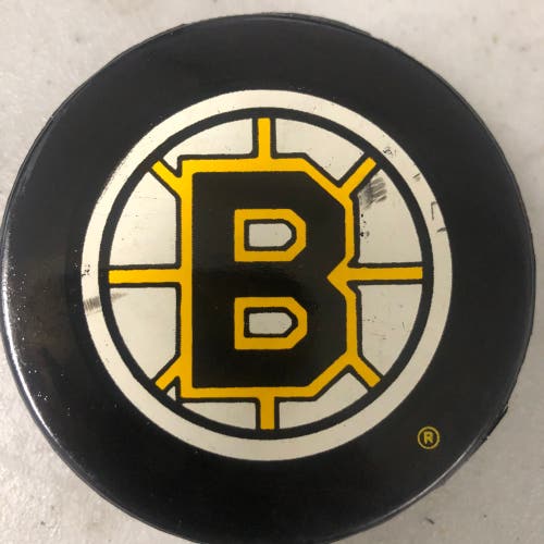 Boston Bruins puck