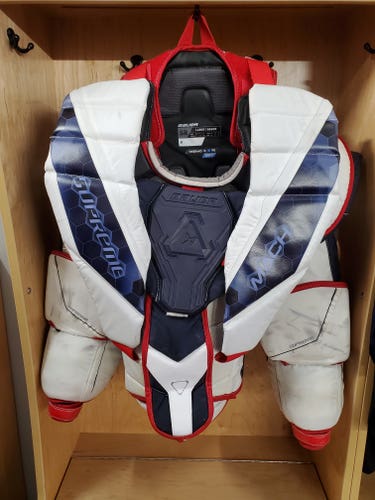 Used Large Bauer Mach Goalie Chest Protector Custom NCAA Pro Stock