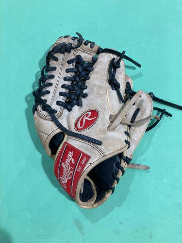 Used Rawlings Gold Glove Elite Right Hand Throw Baseball Glove 11.75"