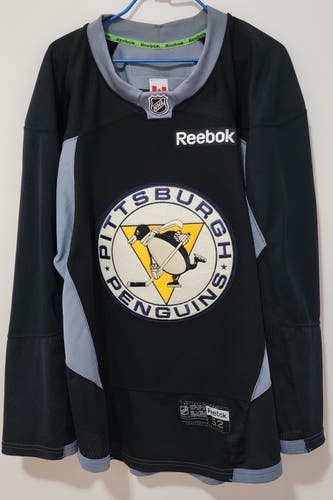Reebok Pro Stock Pittsburgh Penguins (2011 Winter Classic) Size 52 Practice Jersey