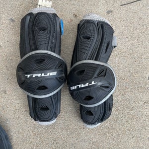 Black True Frequency Arm Pads