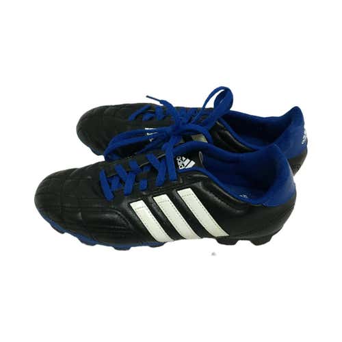 Used Adidas Junior 04.5 Outdoor Soccer Cleats