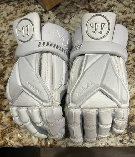 New Warrior Evo Pro Lacrosse Gloves Medium