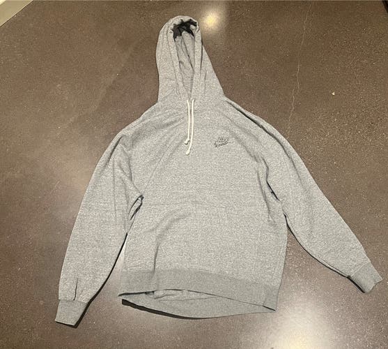 Used Nike Men’s Size Large Hoodie (In Great Condition)