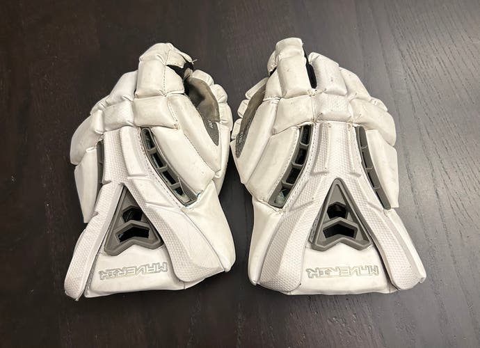 Used Player's Maverik Medium Rome Lacrosse Gloves