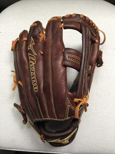 Used Right Hand Throw Mizuno MVP Baseball Glove 12.5"