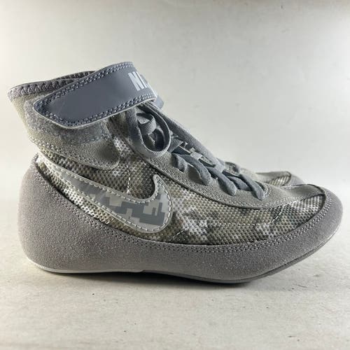 NEW Nike Speed Sweep VII Boys Wrestling Shoes Sneakers Gray Size 4 Y 366684-003