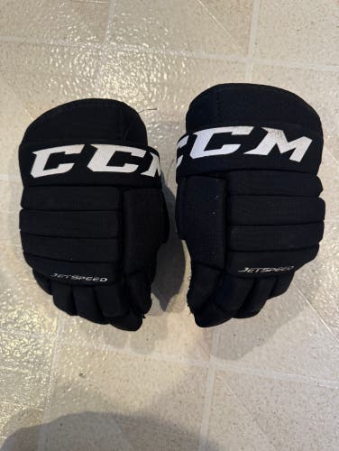 CCM FT455 Youth hockey gloves size 9”