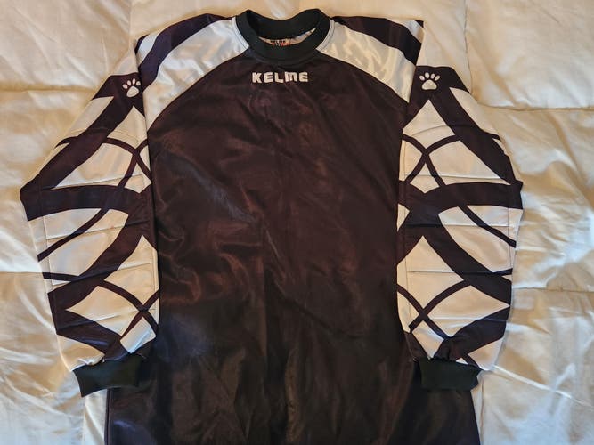 Used Men's Kelme Goalkeeper Jersey
