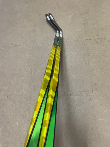 New Intermediate Bauer Left Hand Supreme UltraSonic Hockey Stick