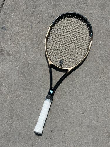 Used Wilson Pro Staff Hammer System 4.0 Tennis Racquet