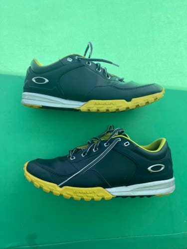 Used Size 9.0 Men's Oakley Model 10.0 Golf Shoes