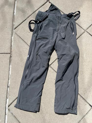 Used Women's Adult XL Marmot Ski Pants