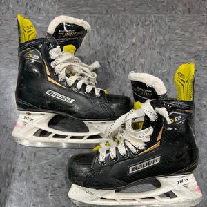 Bauer Supreme S29 Hockey Skates | Junior 3.5 | Regular