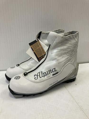 Used Alpina W 06.5-07 Jr 4.5-05 Women's Cross Country Ski Boots