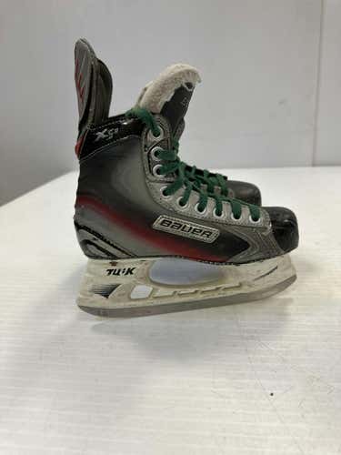Used Bauer X5.0 Junior 02 Ice Hockey Skates
