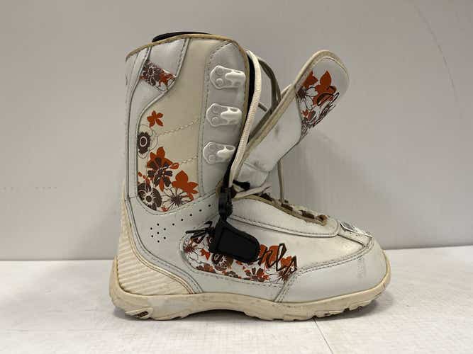 Used Fly Girls Sz 5 Junior 05 Girls' Snowboard Boots