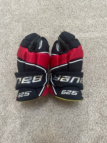 Used  Bauer 12" Supreme S29 Gloves