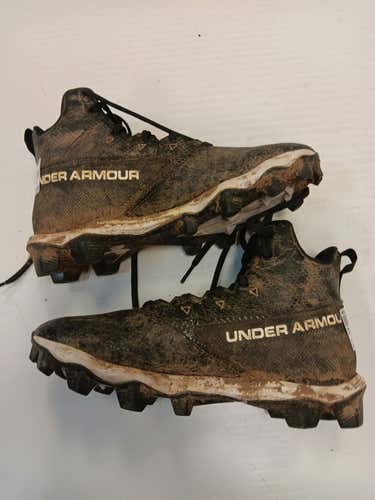 Used Under Armour Senior 5.5 Football Cleats