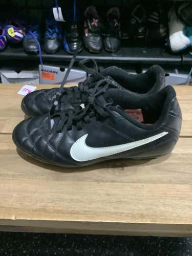 Used Nike Junior 03 Cleat Soccer Outdoor Cleats