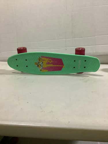 Used Street Surfing Pickle Board Regular Complete Skateboards