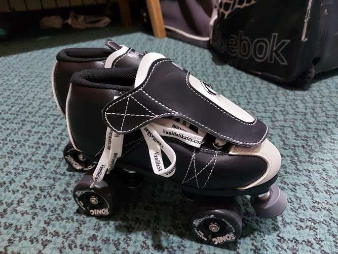 Used Vanilla Junior Senior 7 Inline Skates - Roller And Quad