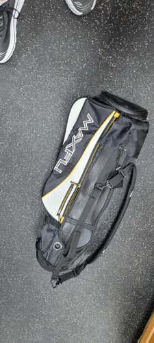 Used Maxfli New Sunday Bag Golf Stand Bags