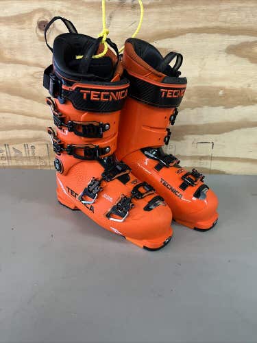 Tecnica Mach 1 130 HV 26.5 Ski Racing Boot