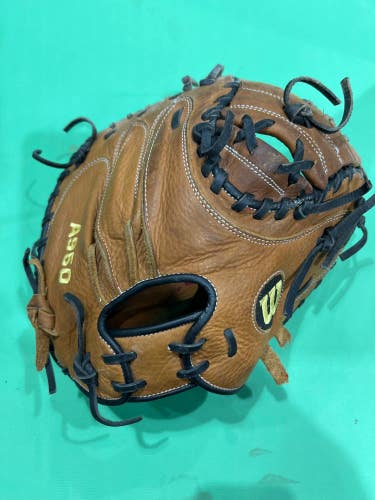 Used Wilson A950 Right Hand Throw Catcher's Baseball Glove 34"