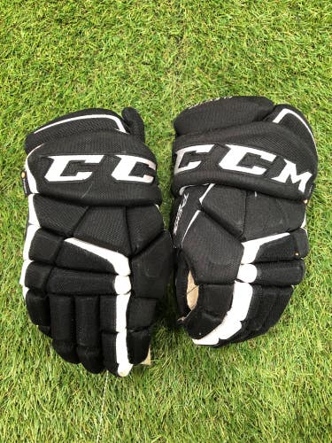 Used Junior CCM Tacks 9080 Gloves 11"