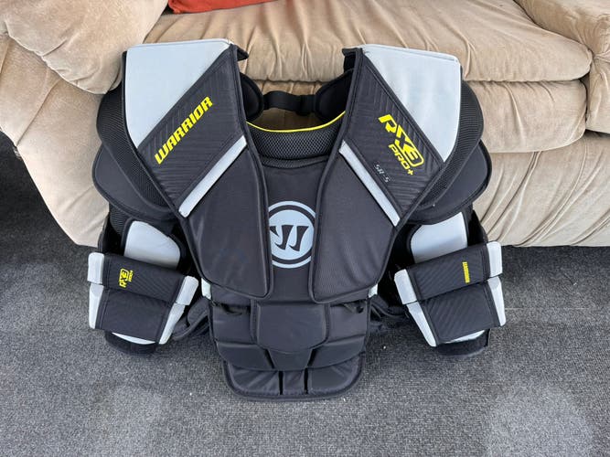Warrior Ritual X3 Pro+ Goalie Chest Protector | SR Small | Like New Used 3 Times