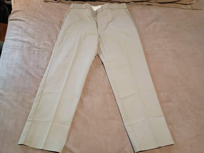 New WOT Dickies Pants Mens 42x32 Khaki 874 Original Fit Workwear Casual Canvas