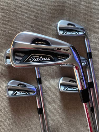 Titleist 712 AP2 Forged Iron Set (5-9,PW). Project X 5.5 Rifle Shafts R/H NEW GRIPS **Nice**
