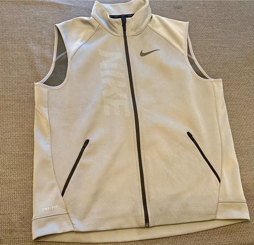 Nike Dri-Fit men’s grey full-zip vest